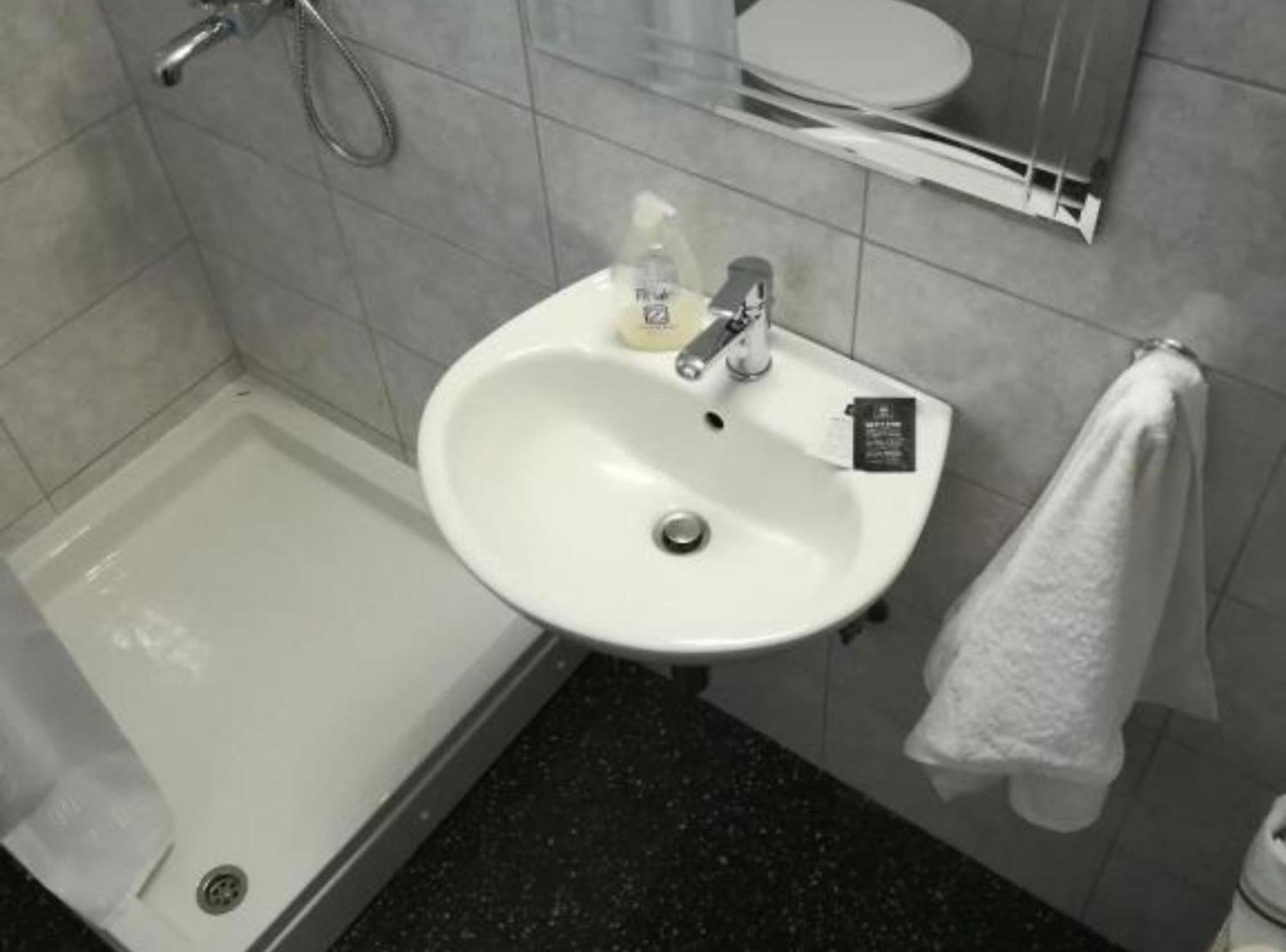 Apartman Olymp Osijek-Garaza Esterno foto