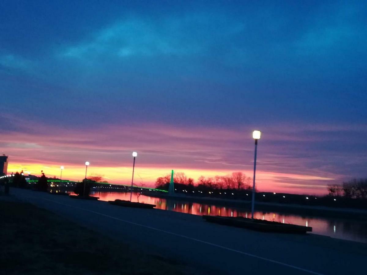 Apartman Olymp Osijek-Garaza Esterno foto